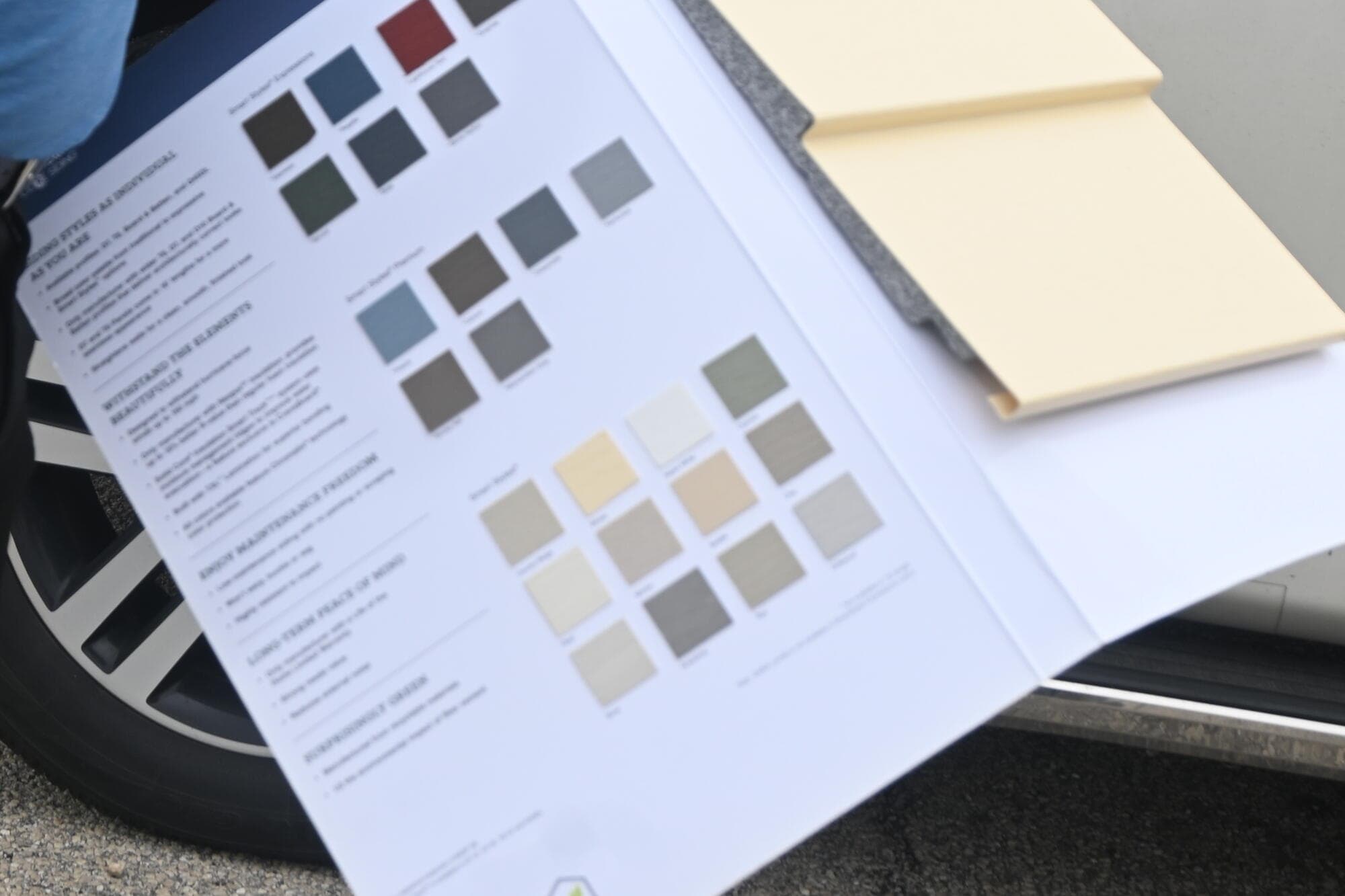 Siding profiles and colors from manufacturer samples
